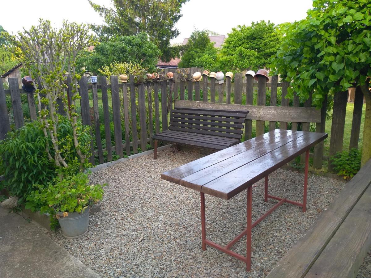 Apartament Hrncirna Kněževes Zewnętrze zdjęcie